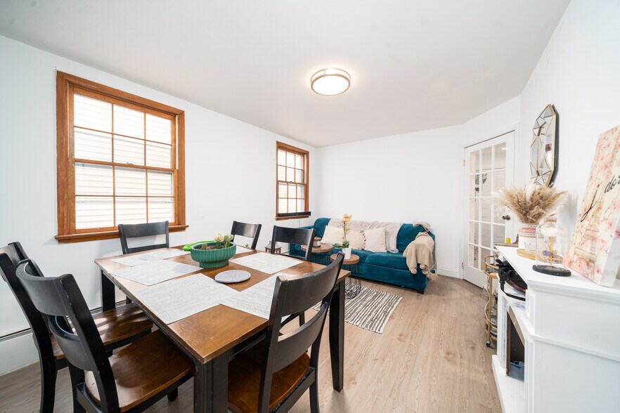 More Photos Of 103-105 Devon St, Kearny Apartments For Sale