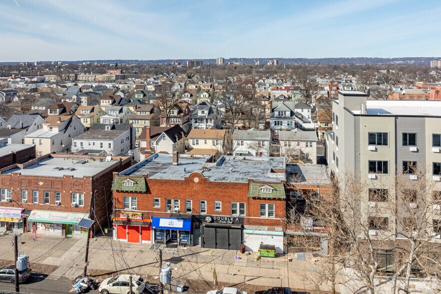 More Photos Of 480 Roseville Ave, Newark Apartments For Sale