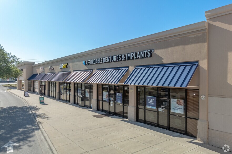 More Photos Of 231-470 Citi Centre St, Winter Haven Freestanding For Lease