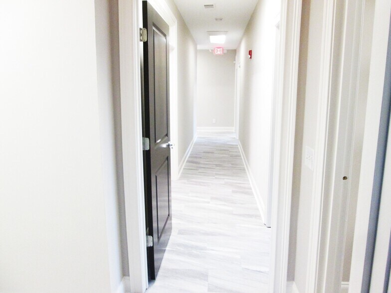 More Photos Of 5400 Laurel Springs Pky, Suwanee Office For Sale