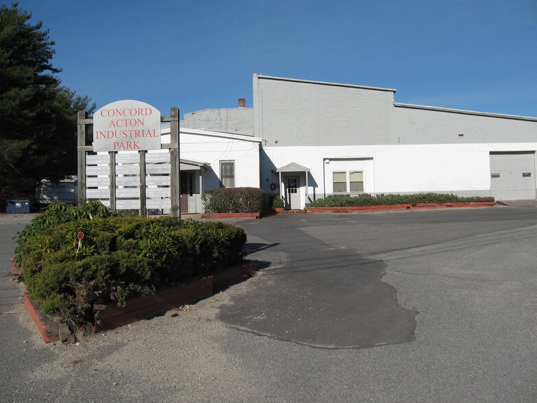 More Photos Of 54 Knox Trl, Acton Warehouse For Lease