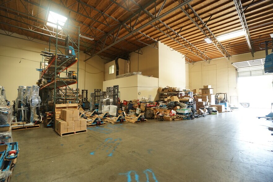 More Photos Of 1590 S Milliken Ave, Ontario Warehouse For Lease
