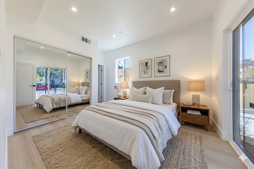 More Photos Of 2424 S West View St, Los Angeles Multifamily For Sale
