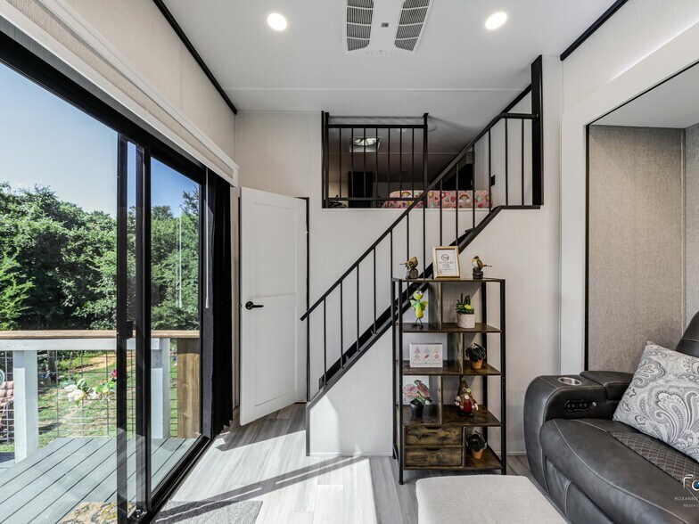 More Photos Of 16064 Mulberry Dr, Little Elm Hospitality For Sale
