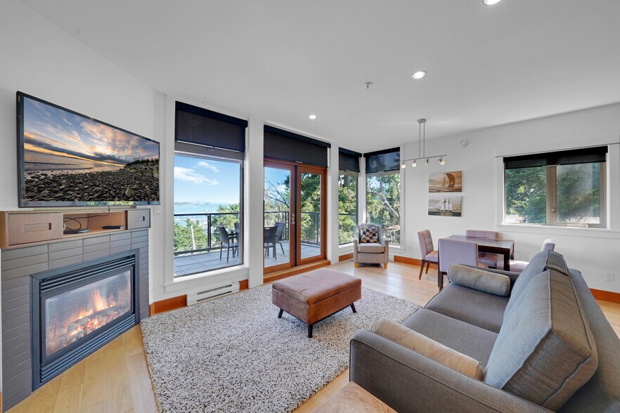 More Photos Of 118 Rainbow Rd, Salt Spring Island Land For Sale