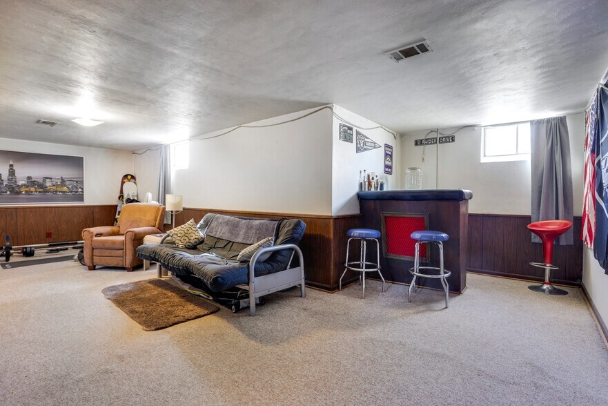 More Photos Of 2580 S Madison St, Denver Multifamily For Sale