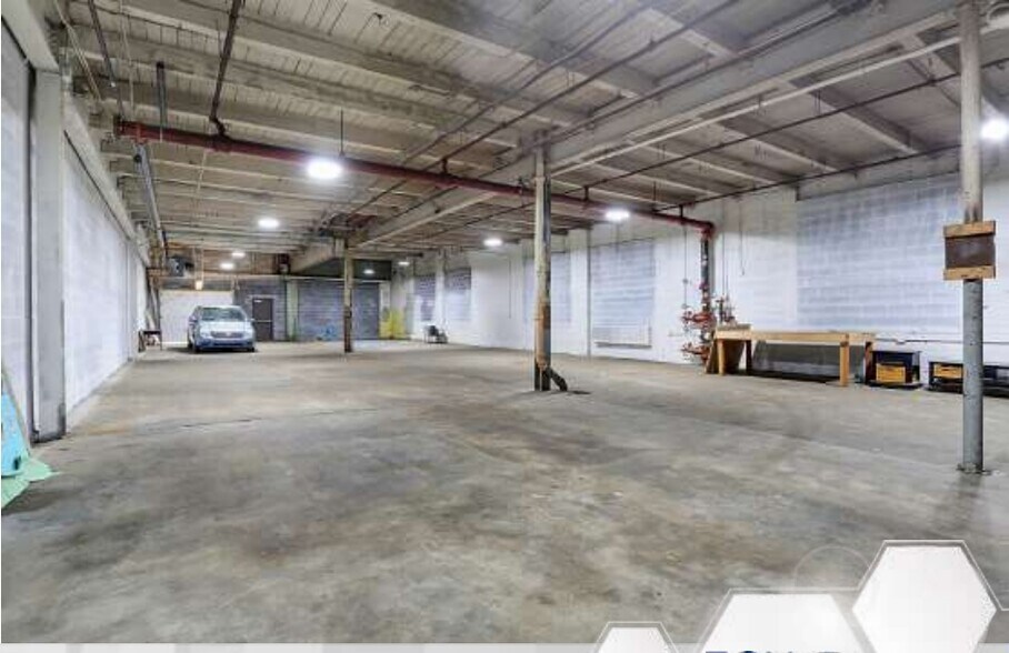 More Photos Of 1745 N Cameron St, Harrisburg Schools For Lease