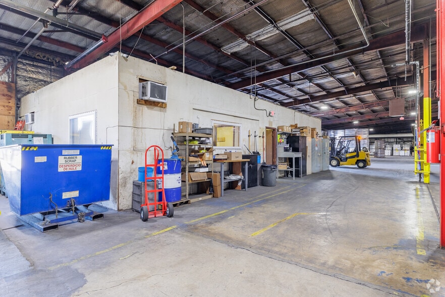 More Photos Of 630 George St, Marshfield Warehouse For Sale