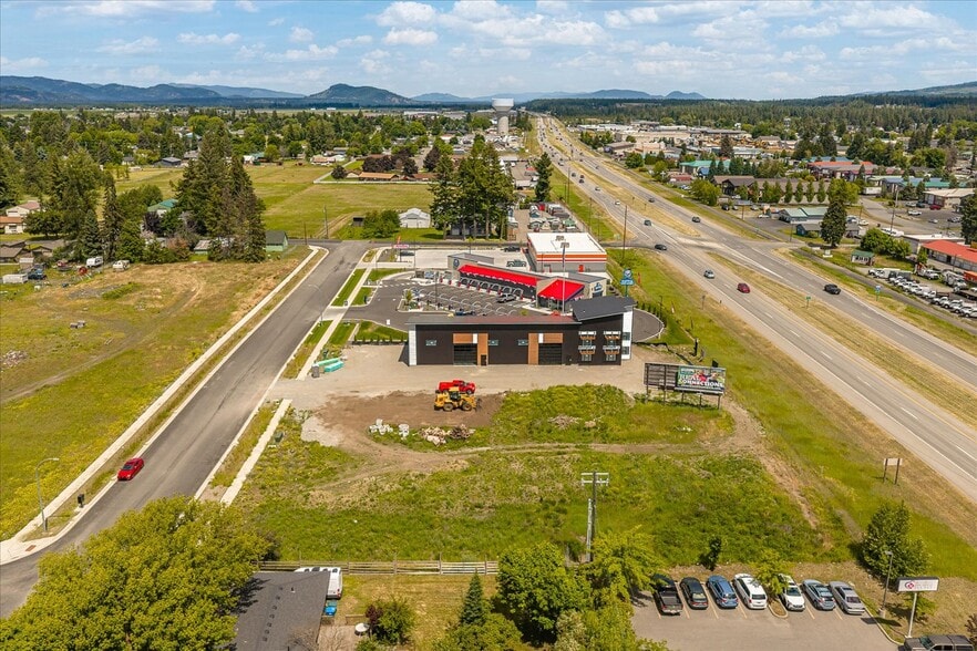 More Photos Of 9878 Kirkpatrick st, Hayden Office For Sale