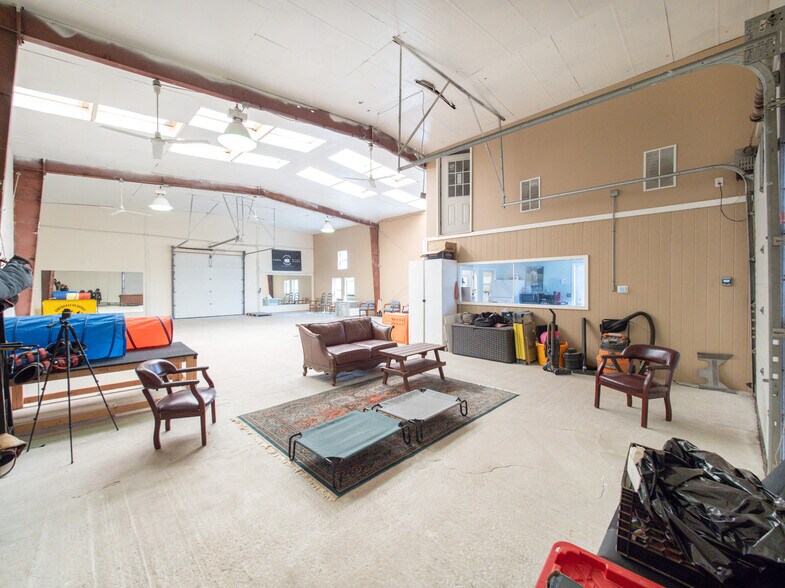 More Photos Of 929 NJ-12 Hwy, Frenchtown Flex For Sale