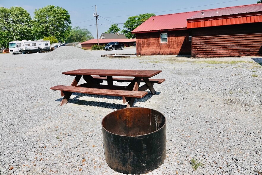 More Photos Of , Hornbeak Unknown For Sale