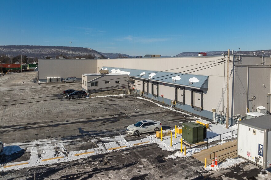 More Photos Of 3500 Industrial Rd, Harrisburg Warehouse For Lease