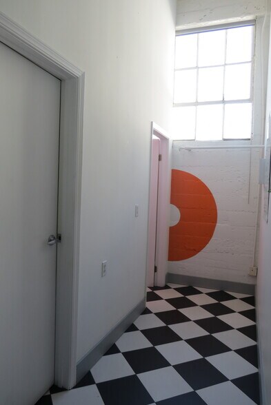 More Photos Of 844-846 Folsom St, San Francisco Flex For Lease