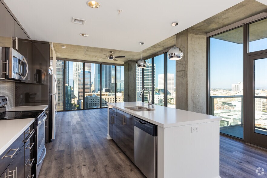 More Photos Of 801 S Hope St, Los Angeles Apartments For Lease
