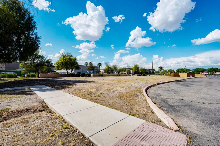 More Photos Of 647 W Ray Rd, Gilbert Land For Lease