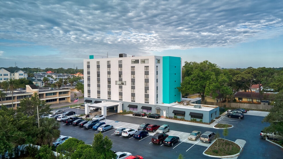 More Photos Of 1520 Jeffords St, Clearwater Apartments For Sale