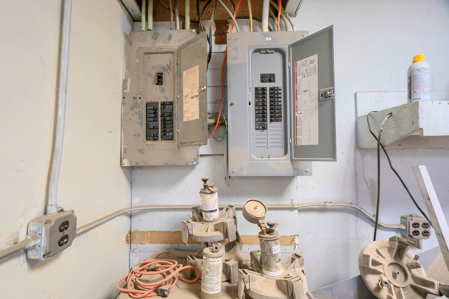 More Photos Of 66 Southgate St, Worcester Research And Development For Sale