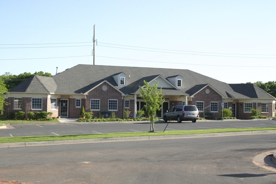 More Photos Of 941 NW 164th St, Edmond Unknown For Lease