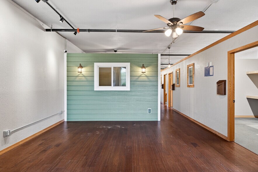 More Photos Of 1063-1123 Weir Dr, Woodbury Medical For Sale