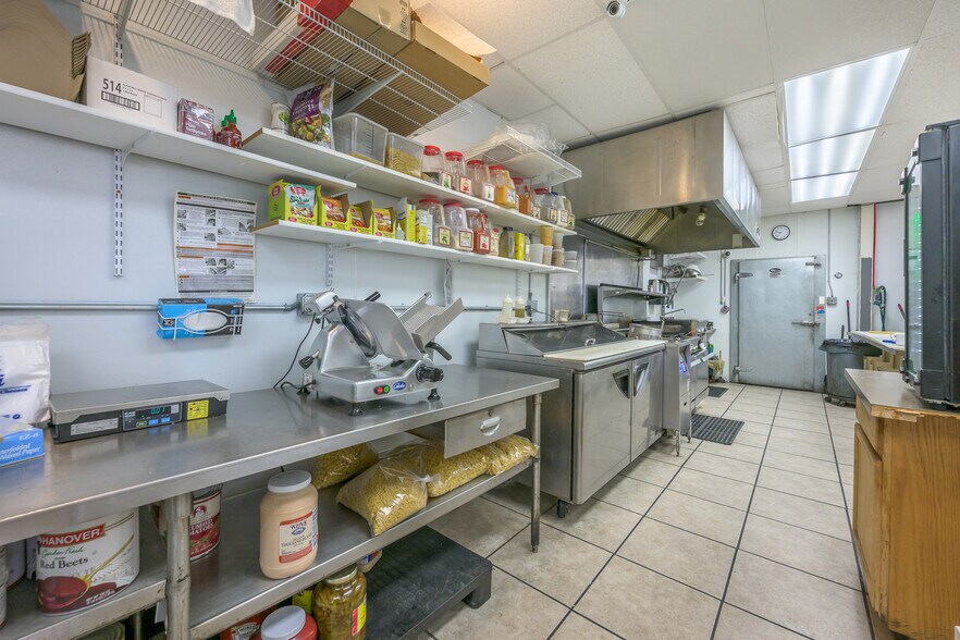 More Photos Of 67-69 Green St, Hudson Convenience Store For Sale