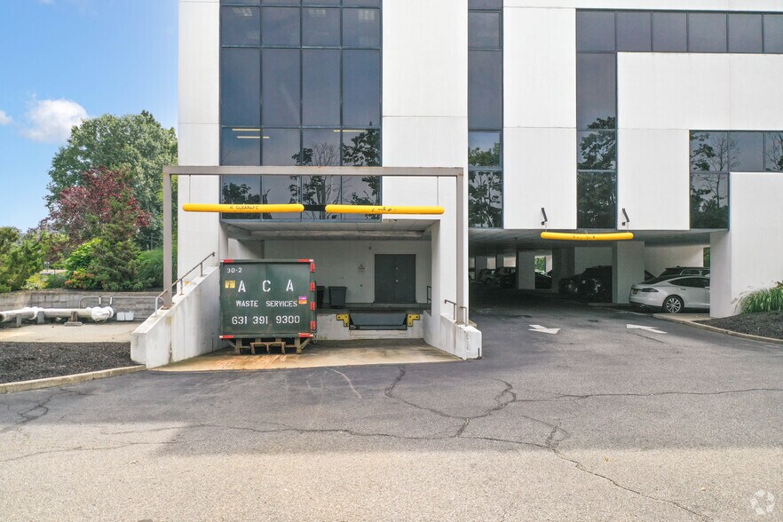 More Photos Of 200 Broadhollow Rd, Melville Office For Lease