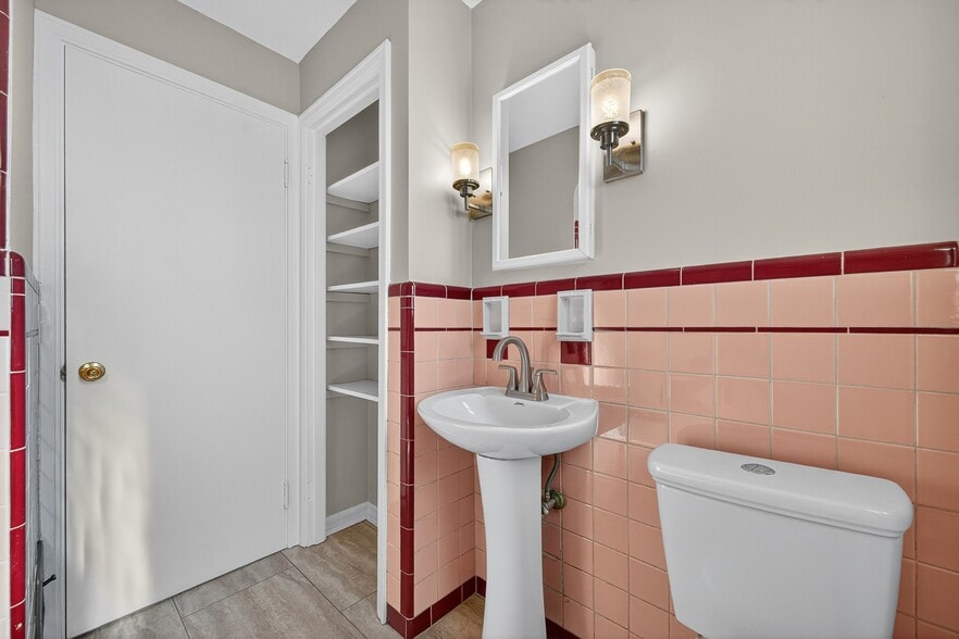 More Photos Of 5709 Cheviot Rd, White Oak Office For Sale