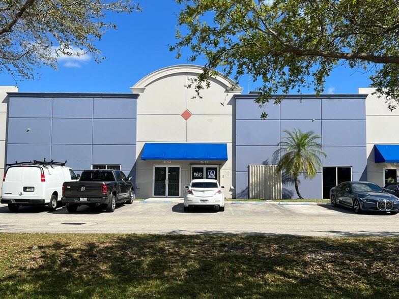 More Photos Of 4960 NW 165th St, Miami Warehouse For Sale
