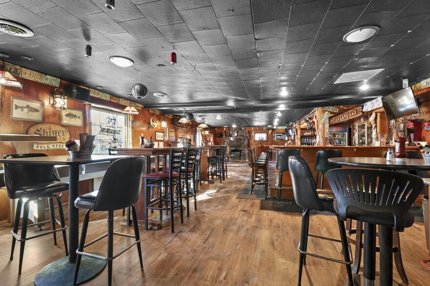 More Photos Of 9933 Bear Creek Blvd, Bear Creek Township Restaurant For Sale