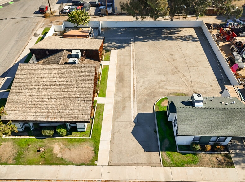More Photos Of 931 26th St, Bakersfield Movie Radio TVStudio For Sale