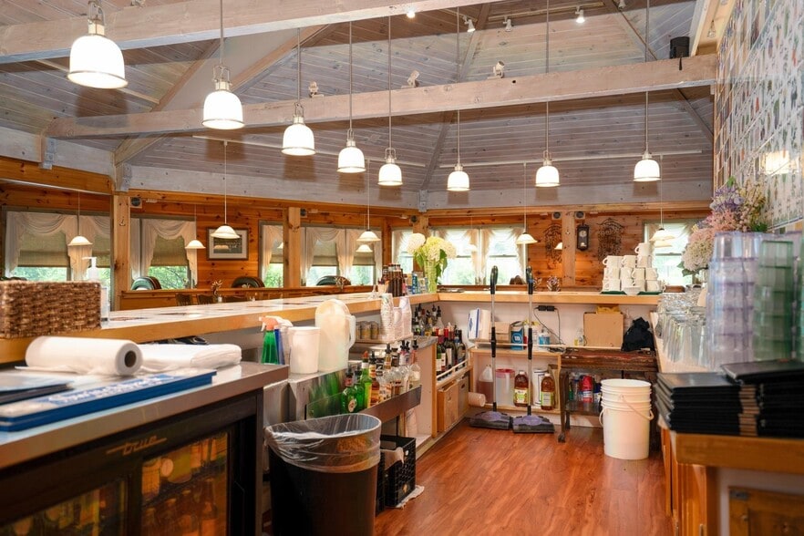More Photos Of 1568 Depot St, Manchester Center Restaurant For Sale