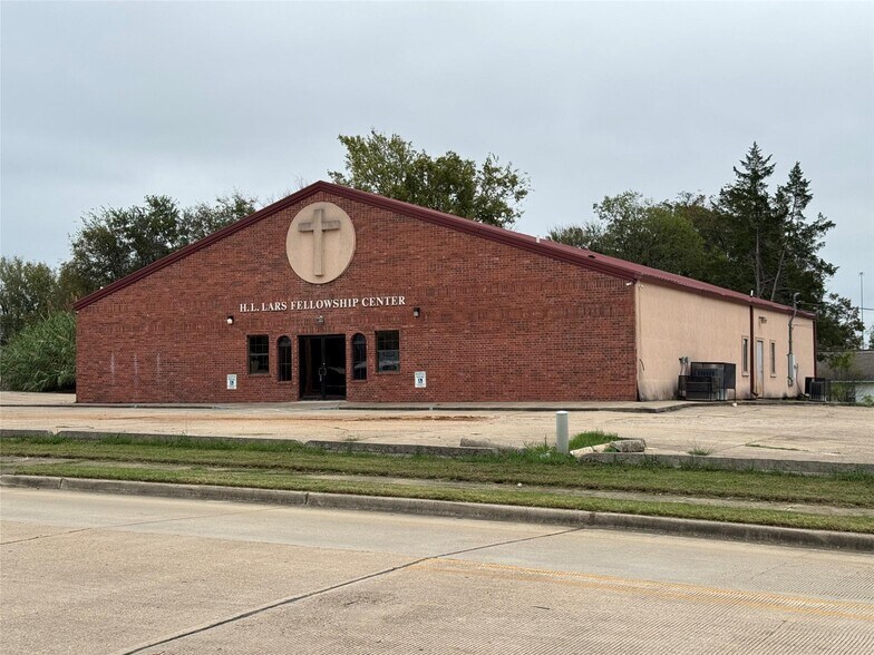 More Photos Of 1427 Russell Rd, Shreveport Office For Sale