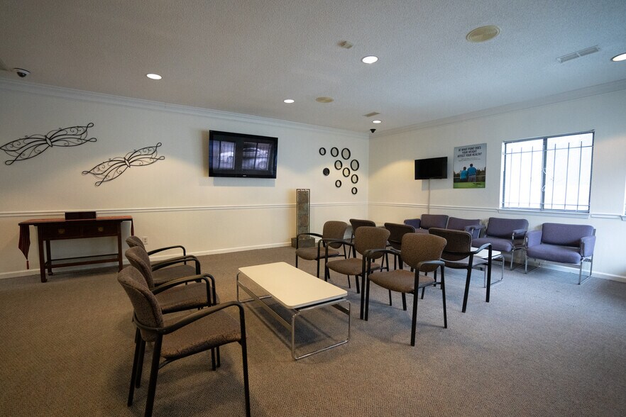 More Photos Of 2950 Stone Hogan Connector Rd SW, Atlanta Medical For Sale