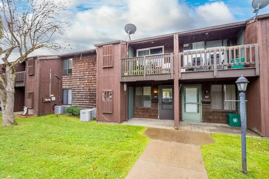 More Photos Of 101-404 Cedar Hill Dr, McMurray Apartments For Sale