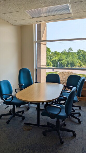More Photos Of 8190 Derry St, Harrisburg Bank For Lease