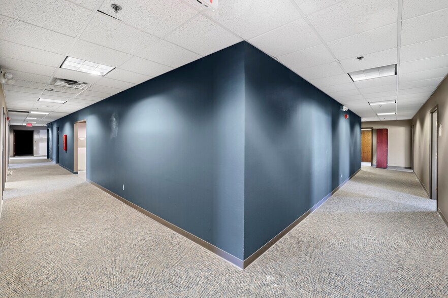 More Photos Of 1317 W Grand Ave, Port Washington Medical For Lease