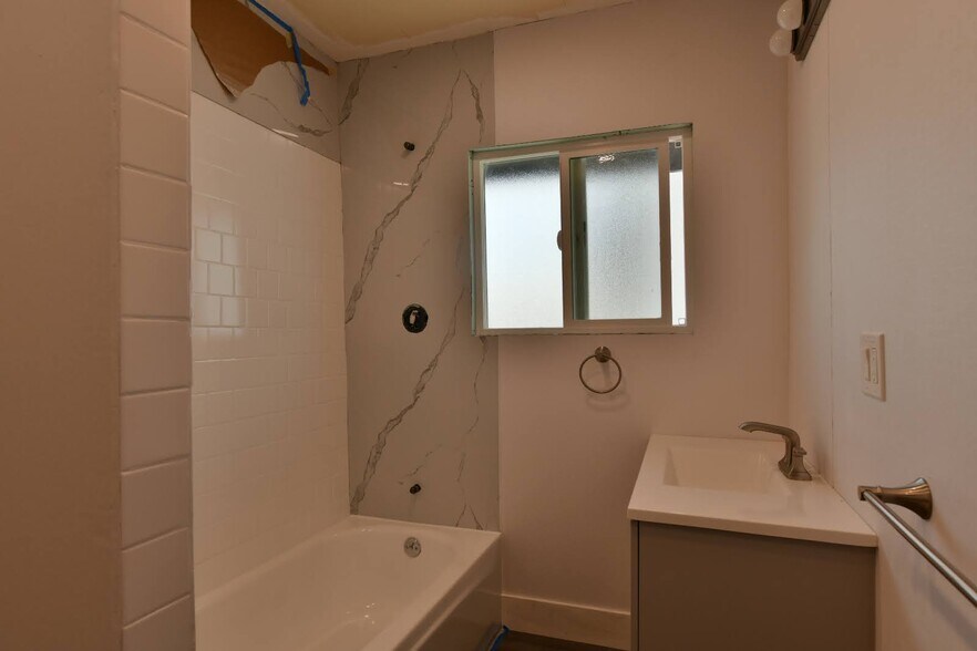 More Photos Of 6221 Corona Ave, Bell Apartments For Sale