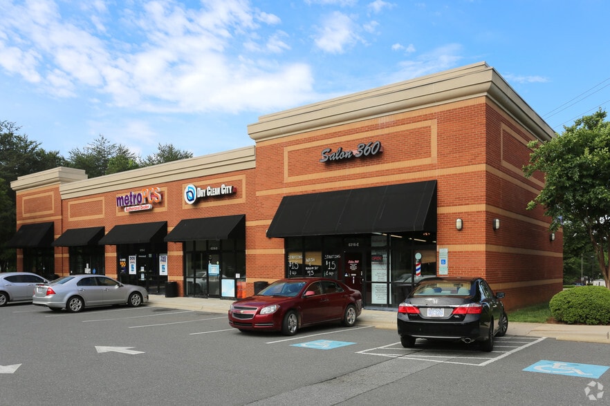 More Photos Of 6316 Old Sugar Creek Rd, Charlotte Freestanding For Lease