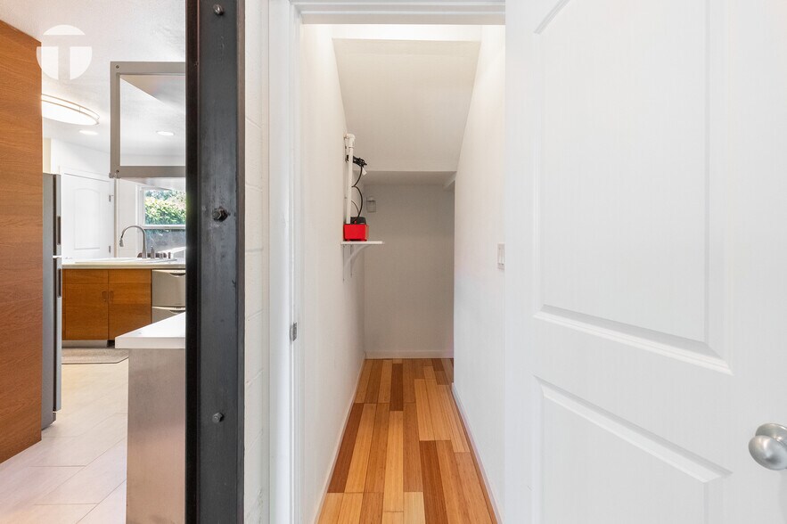 More Photos Of 1449 Claremont Way, Sacramento Apartments For Sale