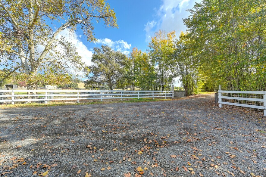 More Photos Of 1200 Gold Hill Rd, Newcastle Land For Sale