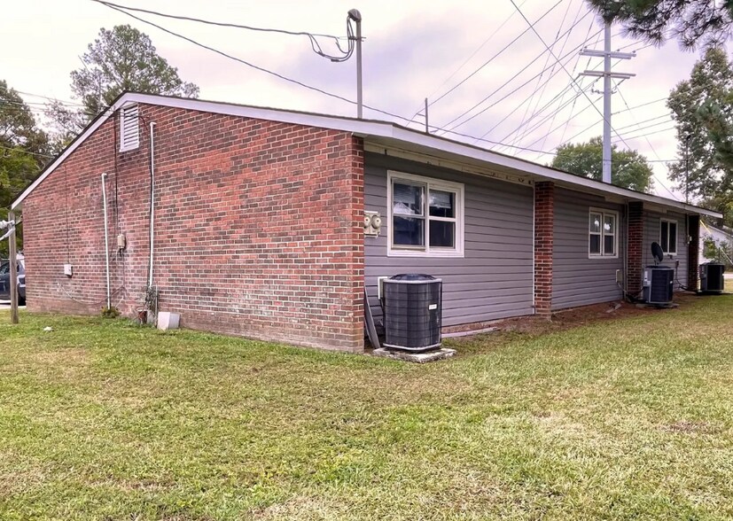 More Photos Of 528 Matthews St, Rocky Mount Multifamily For Sale