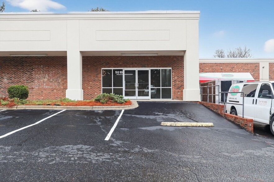 More Photos Of 495 Warren C Coleman Blvd, Concord Storefront For Lease
