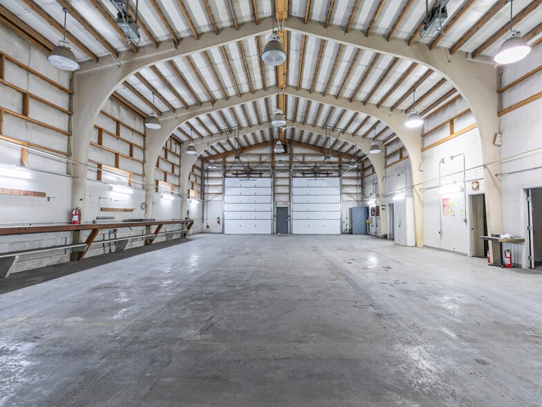 More Photos Of 800 Clough Ave, Columbus Service For Lease