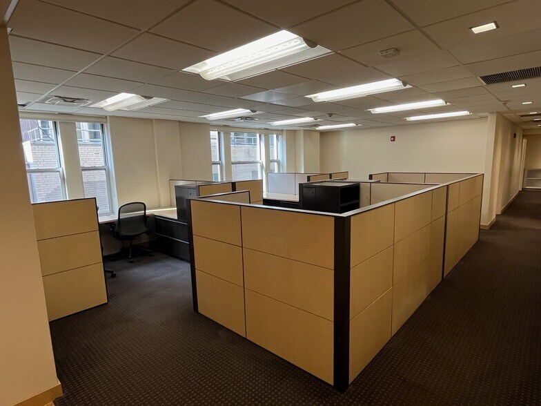 More Photos Of 104-110 E 40th St, New York Medical For Sale
