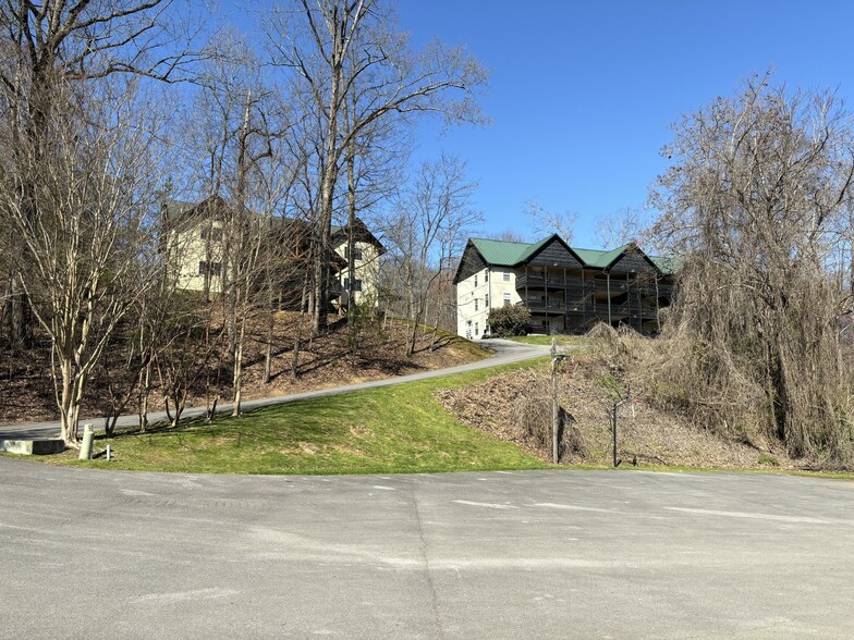 Primary Photo Of 2525 Goldrush Rd, Sevierville Hospitality For Sale