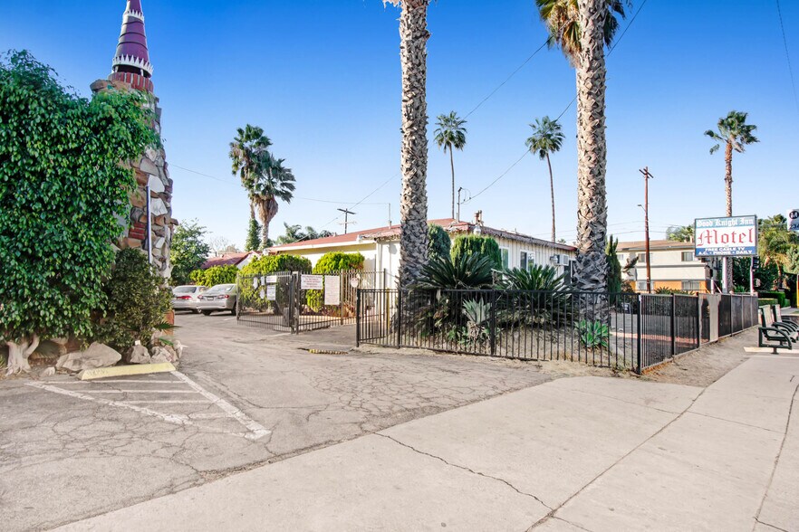 More Photos Of 9253 Sepulveda Blvd, North Hills Hotel For Sale