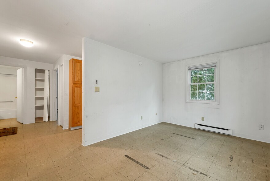More Photos Of 4 Williams St, Lancaster Apartments For Sale