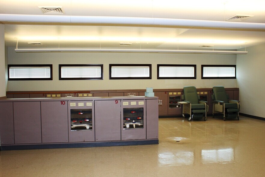More Photos Of 1506 E Lincoln Rd, Idabel Medical For Sale