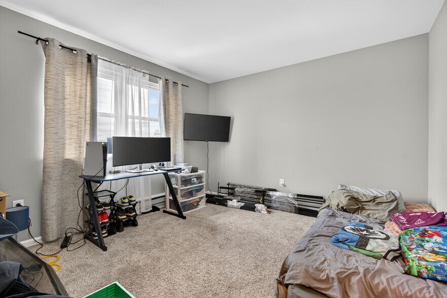 More Photos Of 196 Stone House Ln, Columbia Apartments For Sale