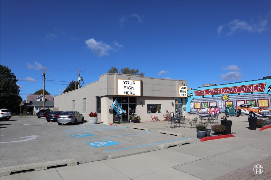 Primary Photo Of 1032 Main St, Indianapolis Restaurant For Lease