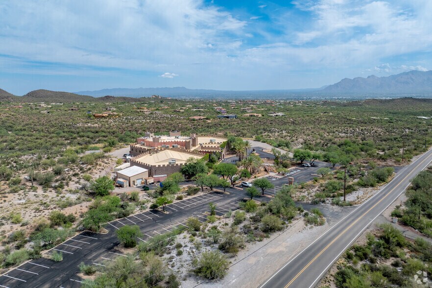 More Photos Of 4800 W Gates Pass Rd, Tucson Specialty For Sale
